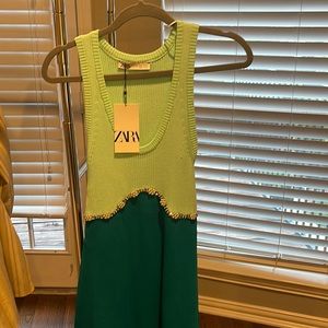 Light green on top will take pics outside